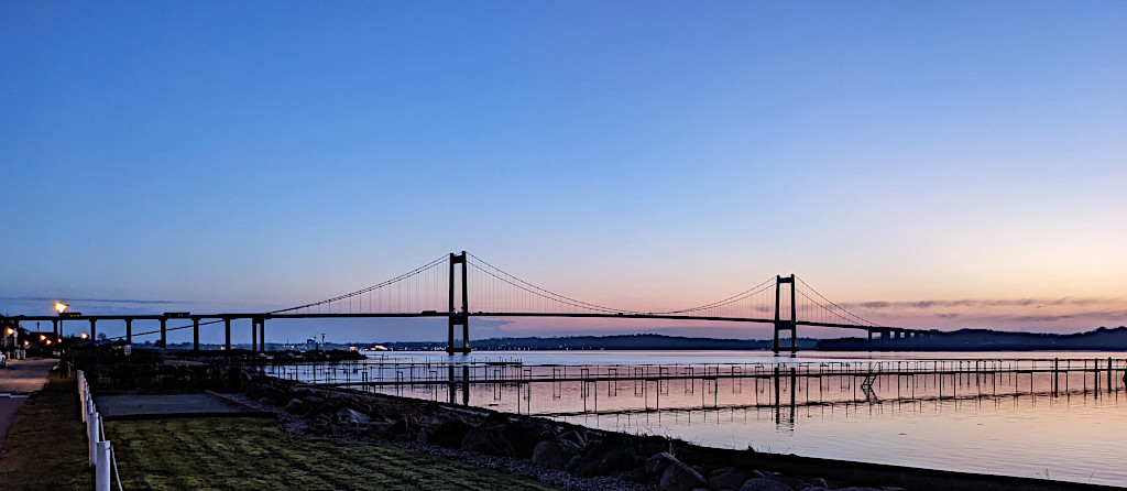 Brücke zwischen Fyn und Jütland im Abendlicht